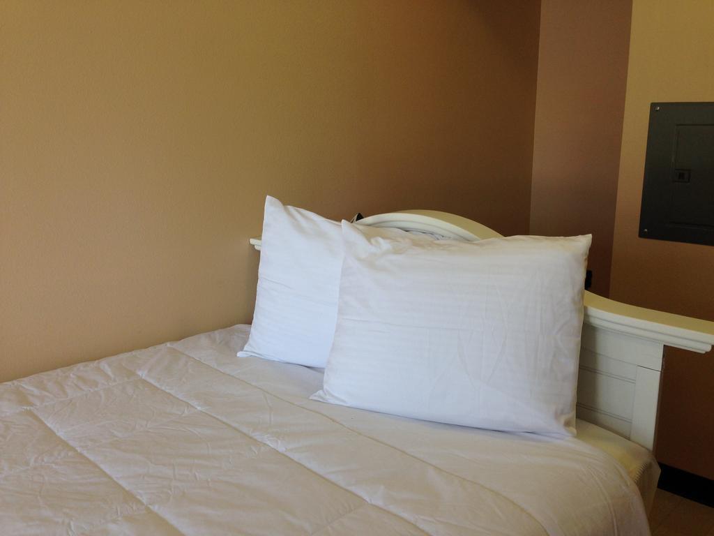 Orca Inn Bellingham Room photo