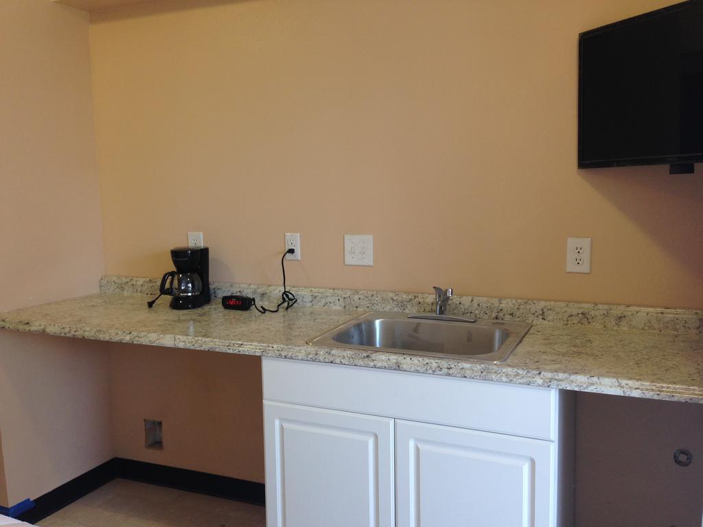 Orca Inn Bellingham Room photo